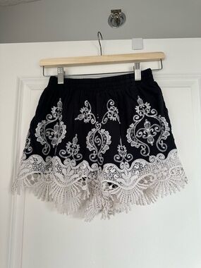 Black Embroidered Lace-Hem Women's Boho Shorts